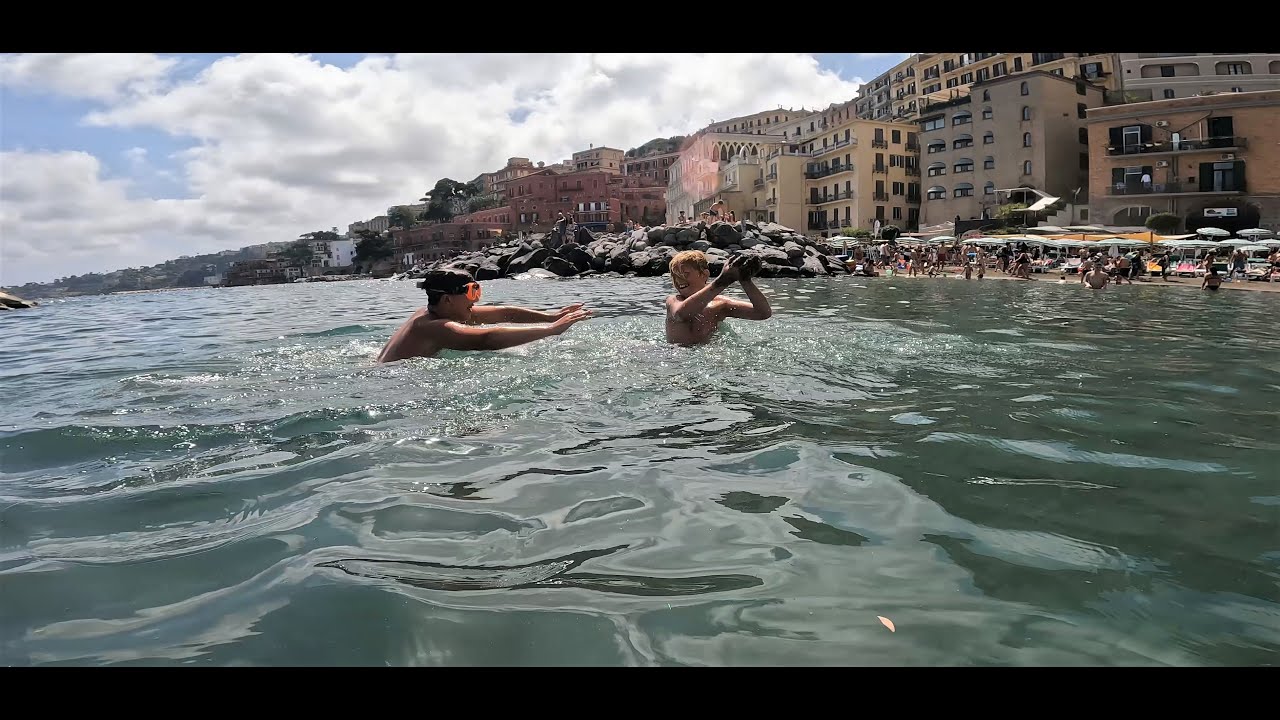 POSILLIPO🇮🇹 NAPOLI🇮🇹SPIAGGIA DELLE MONACHE 4K🇮🇹