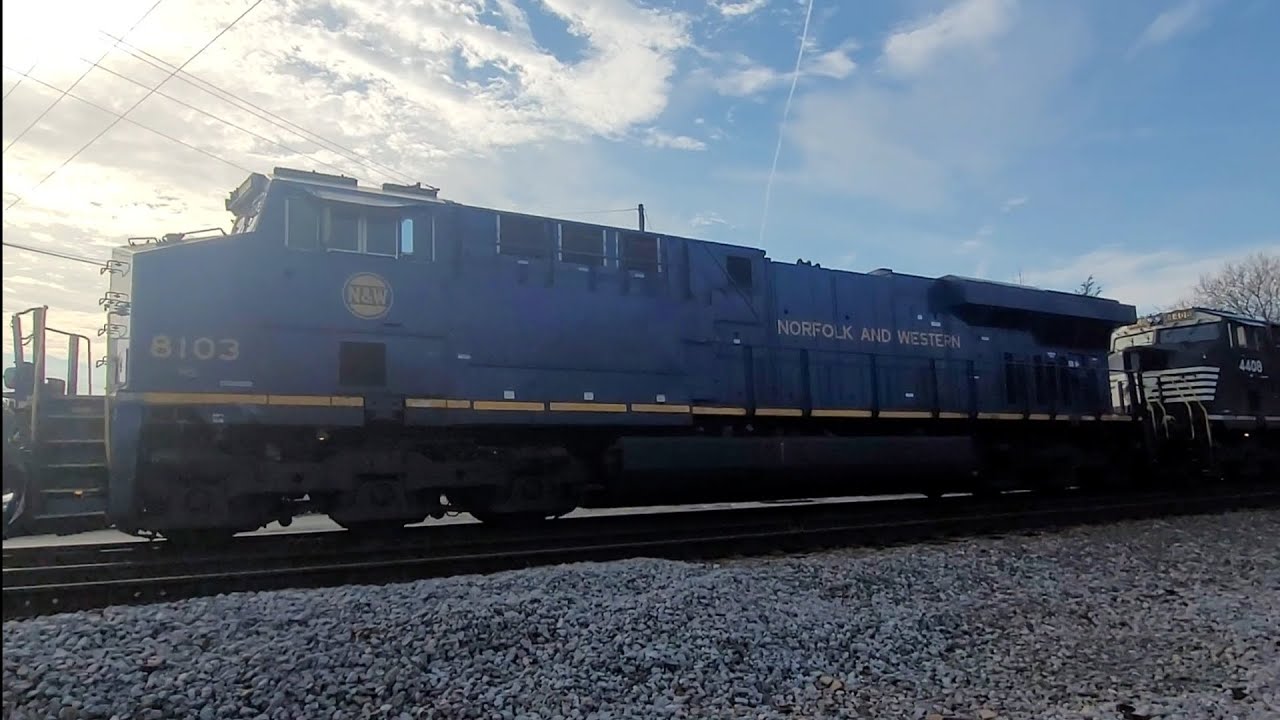 8103, the N&W heritage unit faces out on the rear of NS 279!!!