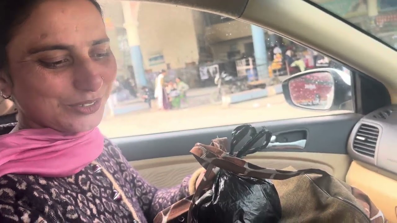 Daddy ji di medicine laka aya Ferozpur tu aur wife nu bus stand tu laka aya 