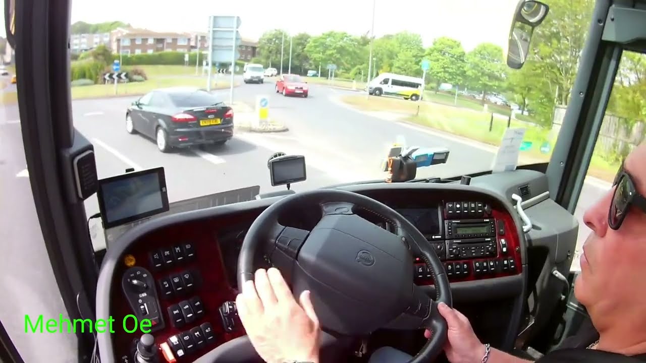 Mehmet  Oe  fährt mit Volvo 9700  in England Teil 1