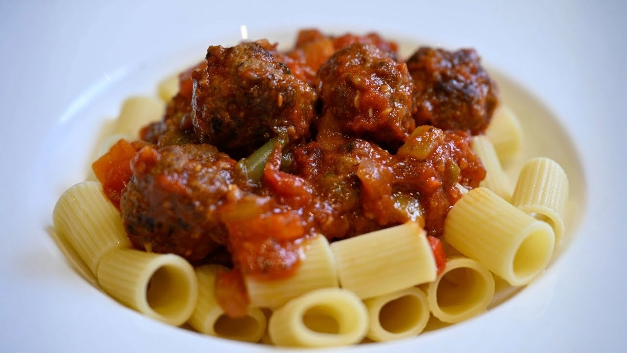 Tomato Meatball Pasta 