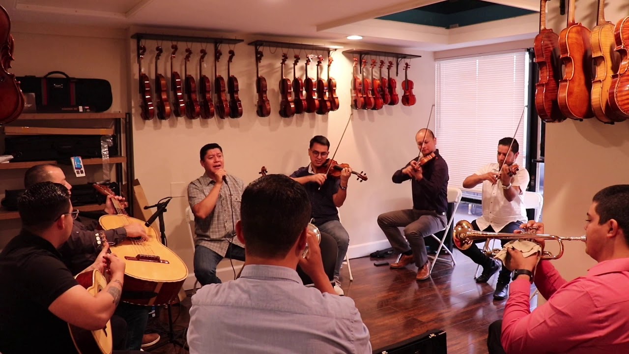 El Ultimo Trago - Mariachi Aguilas de México