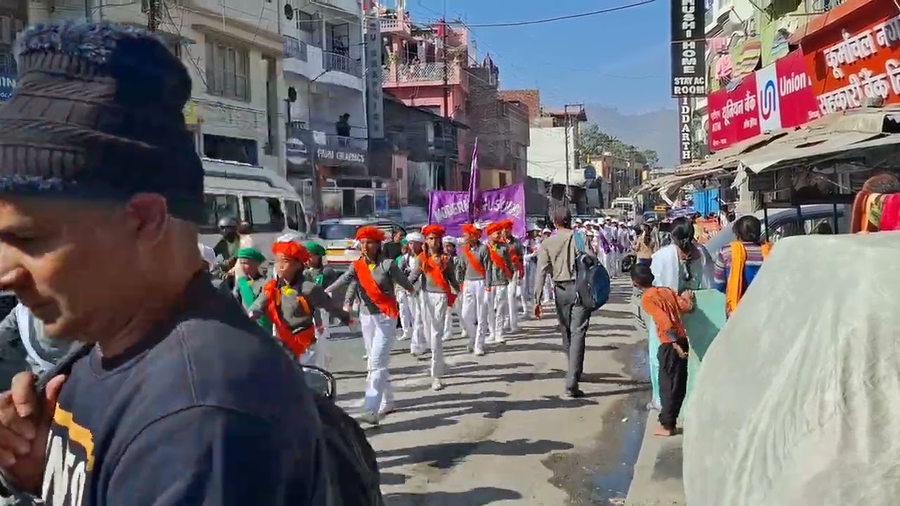 Baikunth Chaturdashi mela opening Parade ceremony, Schools parades, srinagar garhwal