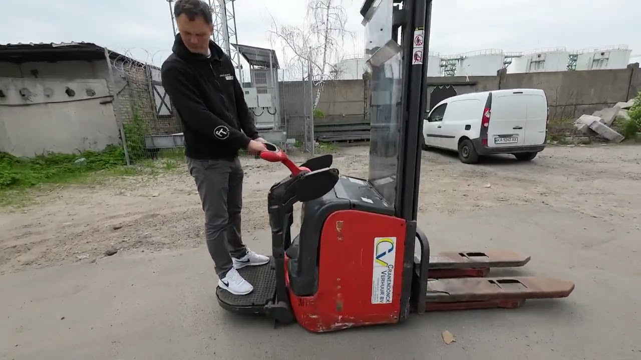 Штабелер Linde L16 2011р. Купить штабелер