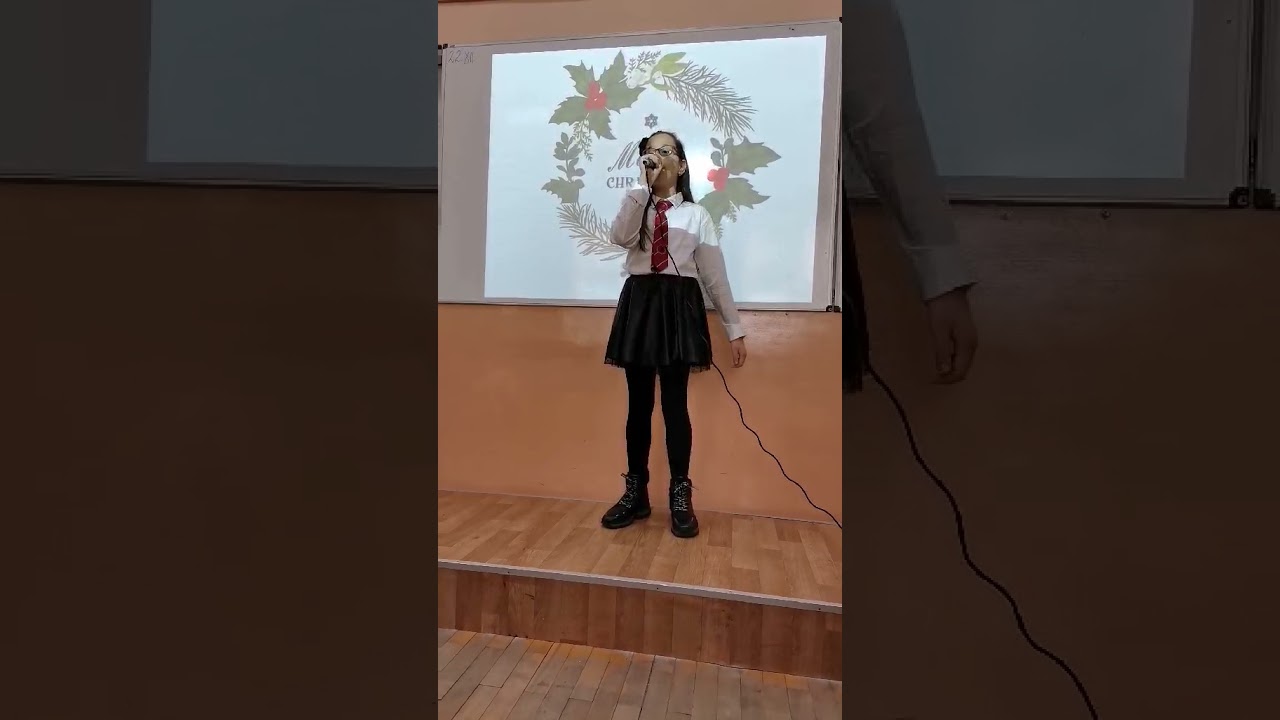 Коледни песни в урок по английски език