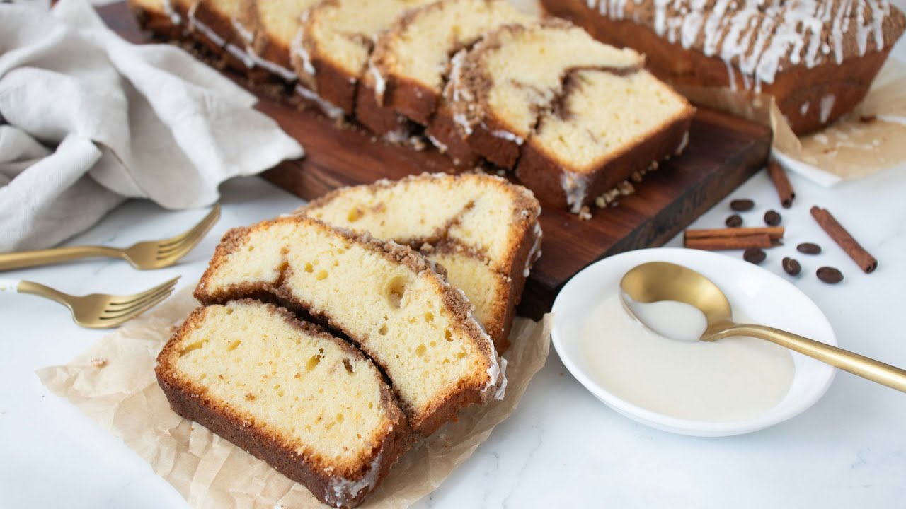 Copycat Costco Kirkland Signature Cinnamon Coffee Cake Recipe
