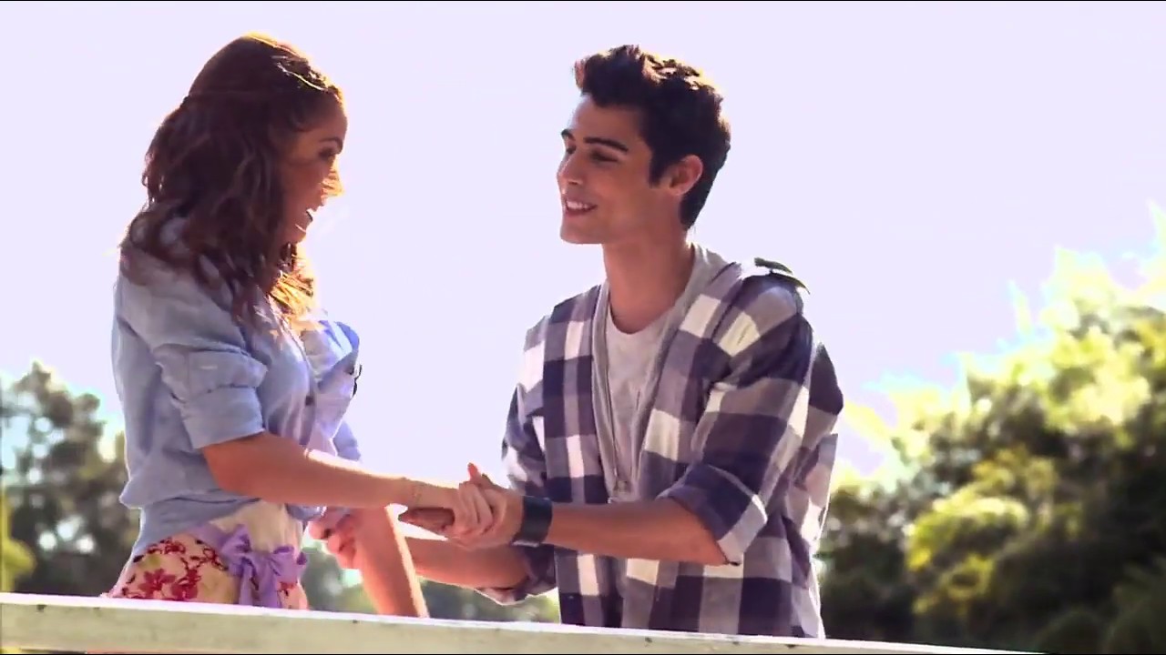 Violetta - 1ª Temporada - Episódio 23 - Apaixonar-se, Uma Canção (Parte 10)