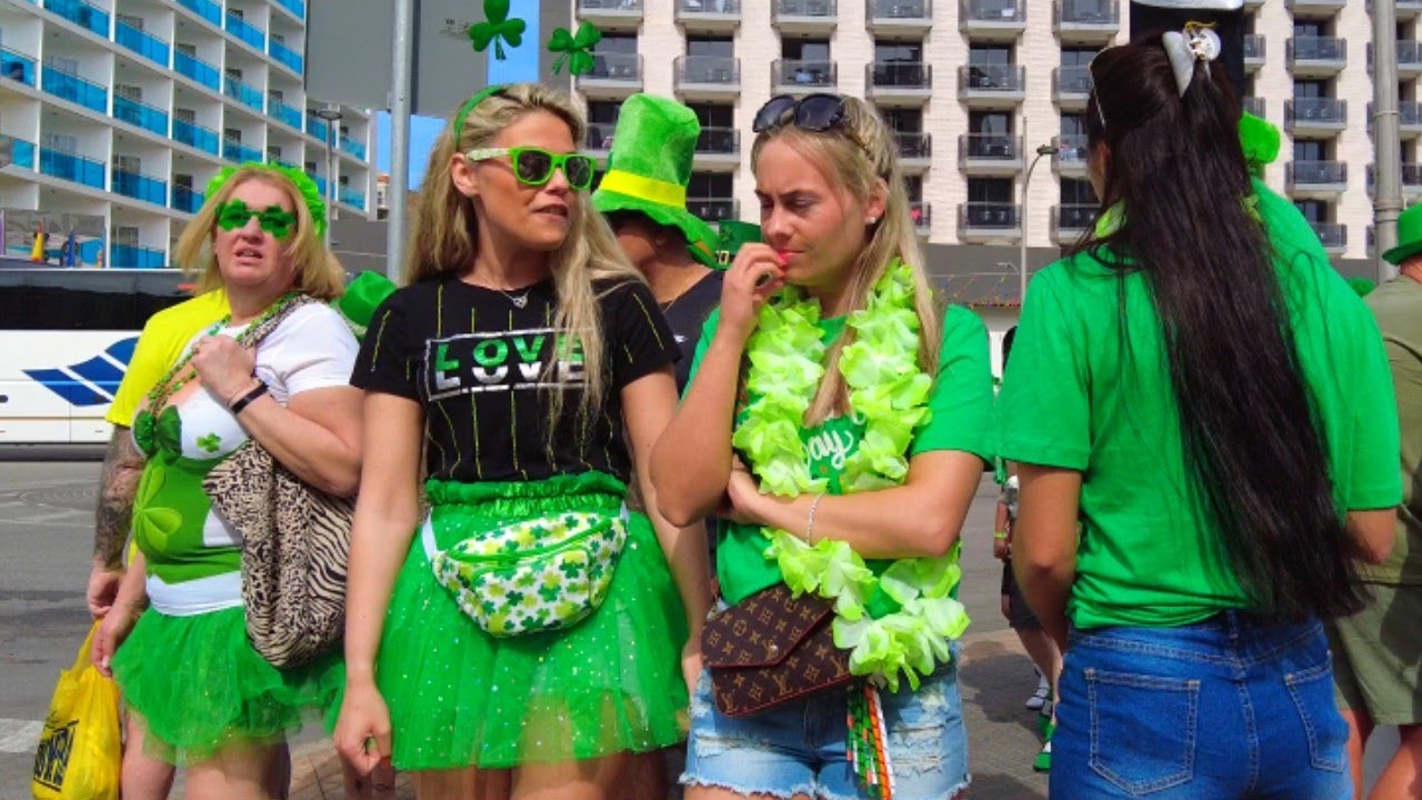 BENIDORM 🇪🇸 SAINT PATRICK'S DAY 17 MARCH 2024 COSTA BLANCA SPAIN 4K