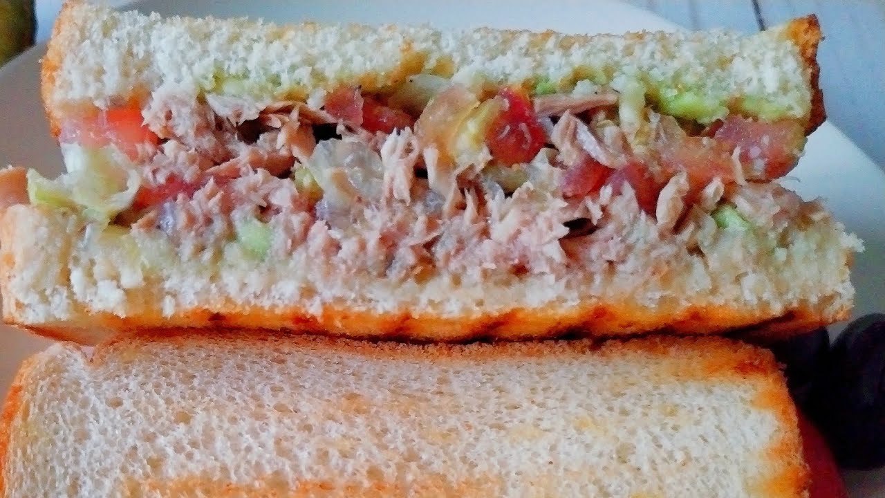 من غير مايونيز، ساندويش تونه لذيذ وصحي🌷Without mayonnaise, a delicious and healthy tuna sandwich