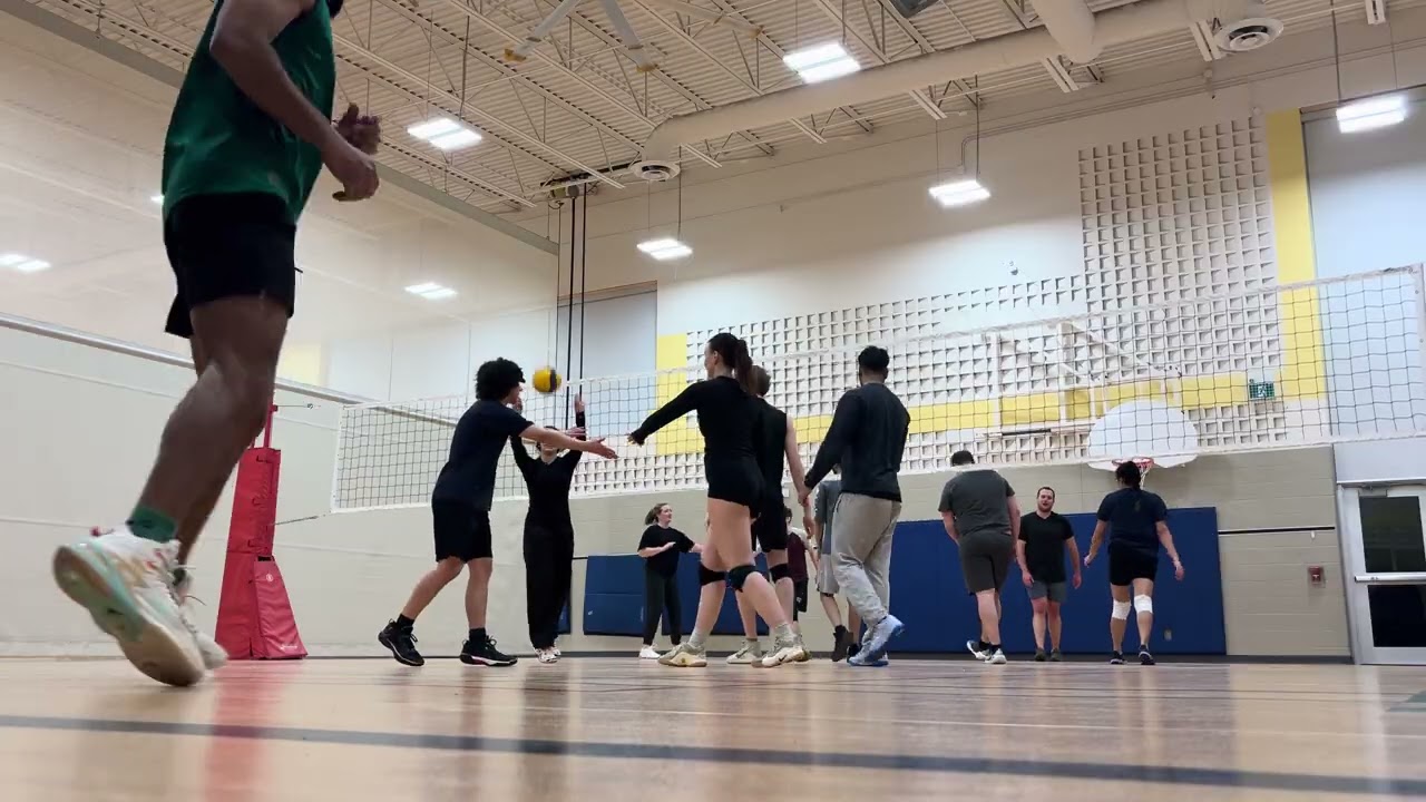 AJ Monday’s - Game 6 Set 3