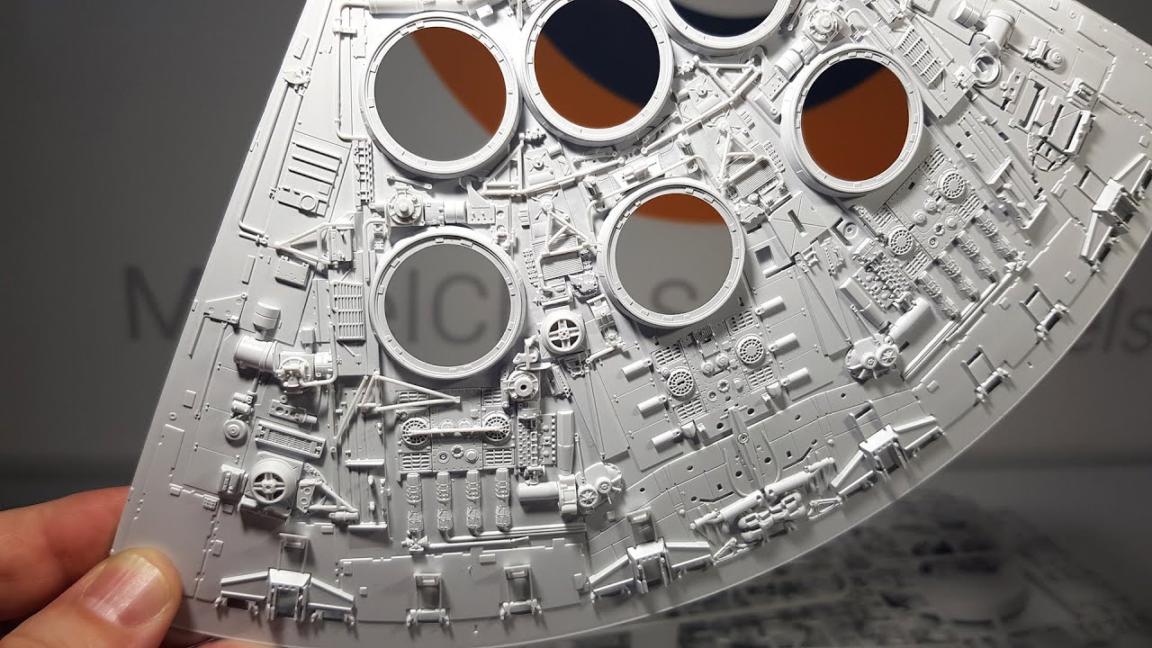 Building my second Bandai Perfect Grade Millennium Falcon - part 1