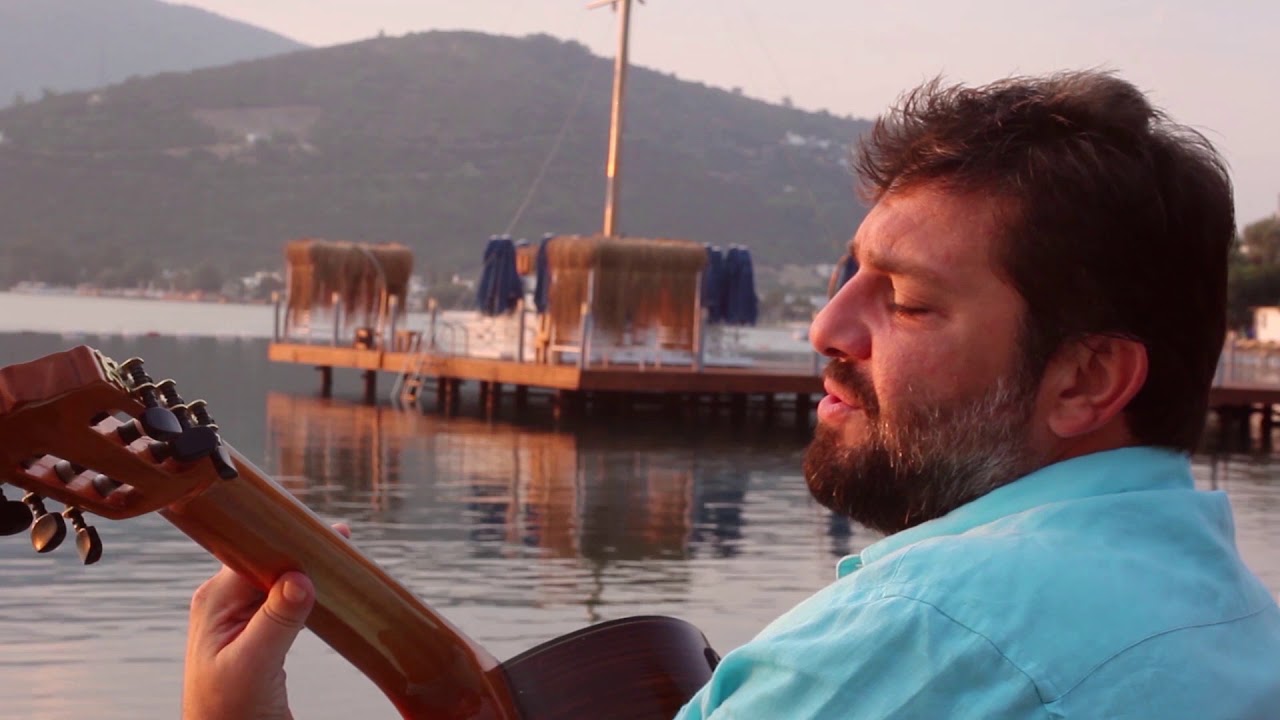 Mustafa Akay - Beyaz Güvercin