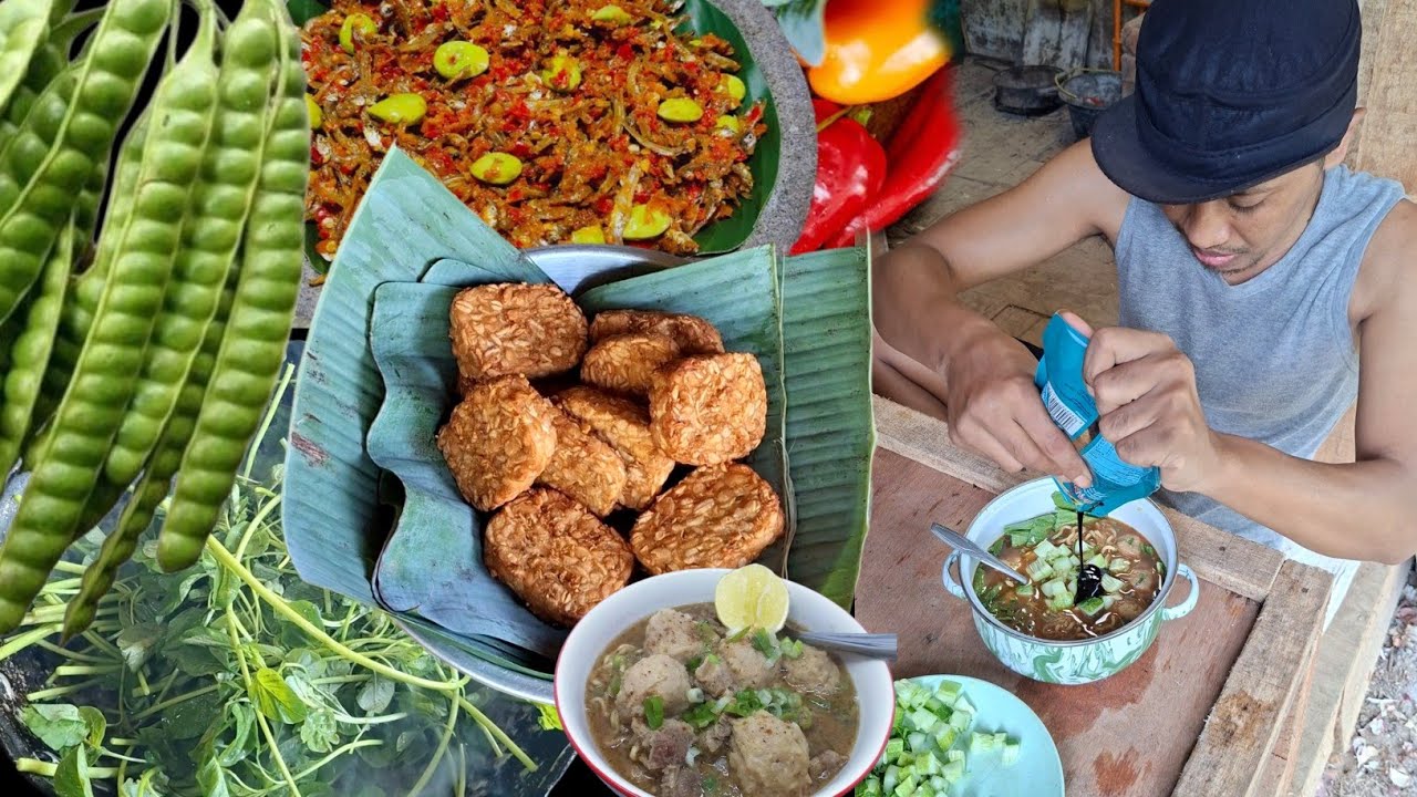 Pria idaman emak-emak pinter masak sambal petai teri dan membuat bakso sendiri