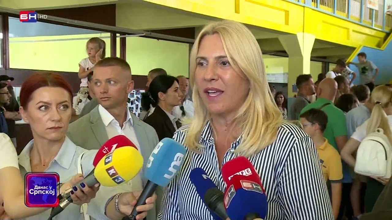 Željka Cvijanović posjetila je Osnovnu školu 