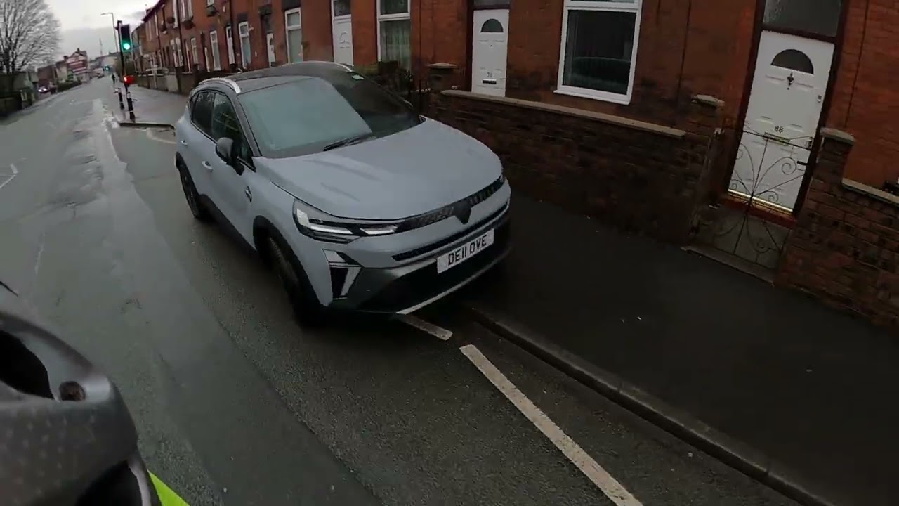 DE11OVE 27012026 0958 zigzag parking