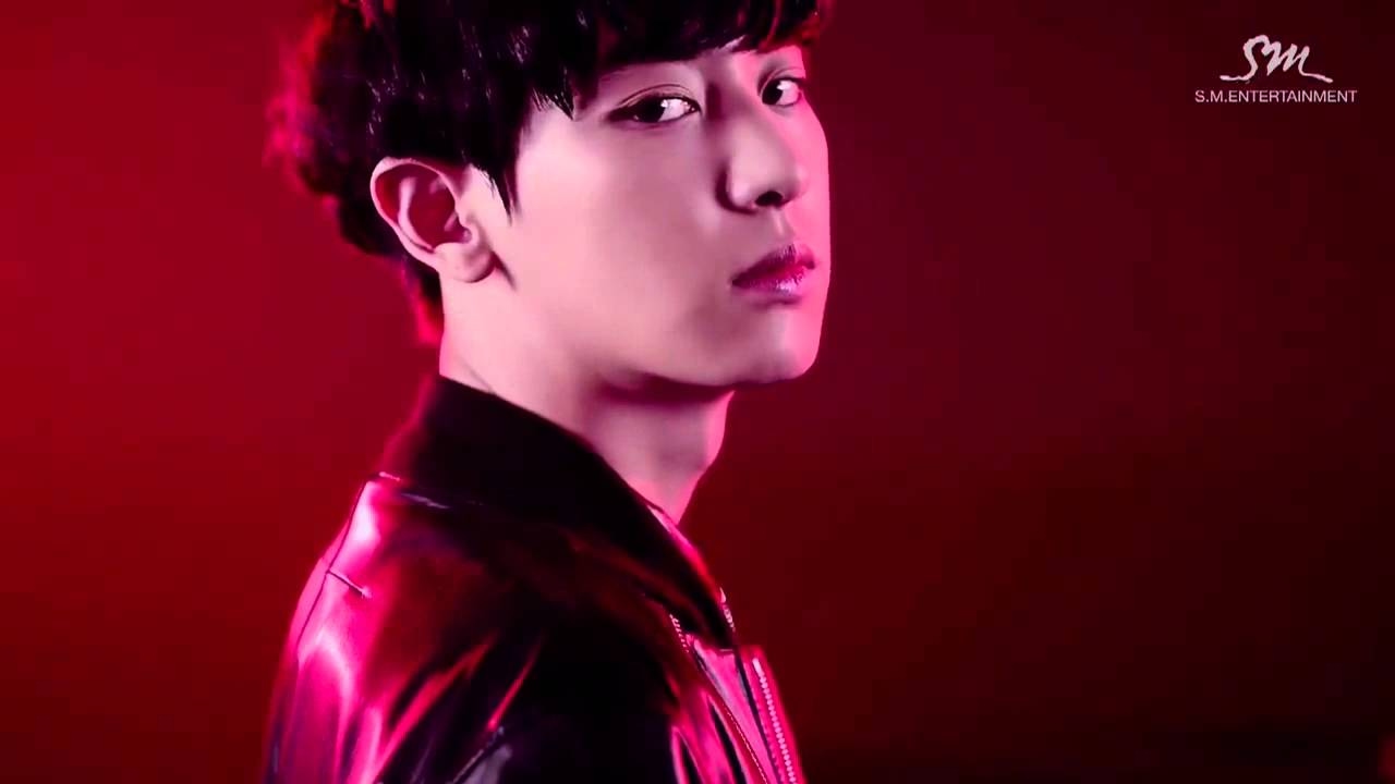 Chanyeol Sexy Moments