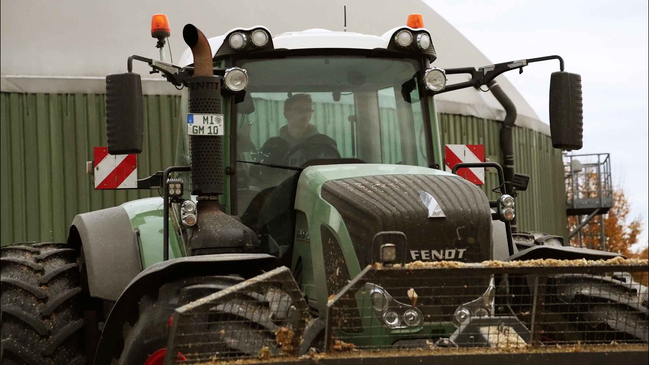 Klaas startet in den letzten Tag Maishäckseln!🌽