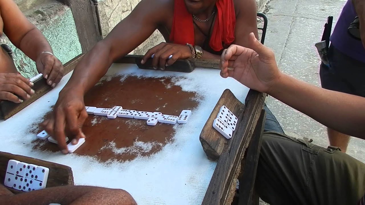 Dominoes in Santiago de Cuba