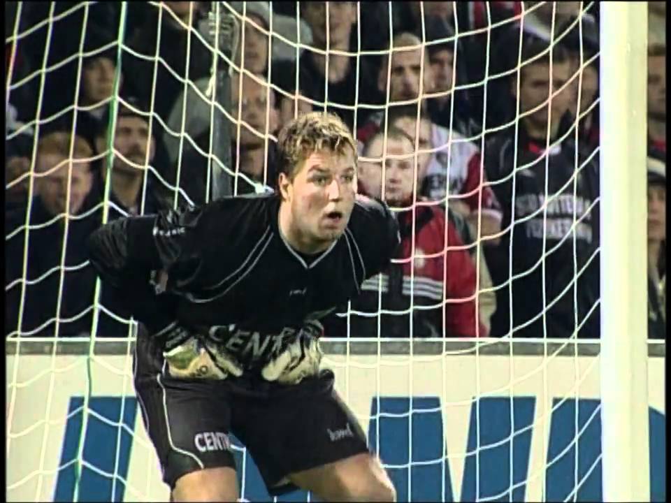 Pierre van Hooijdonk tribute.wmv