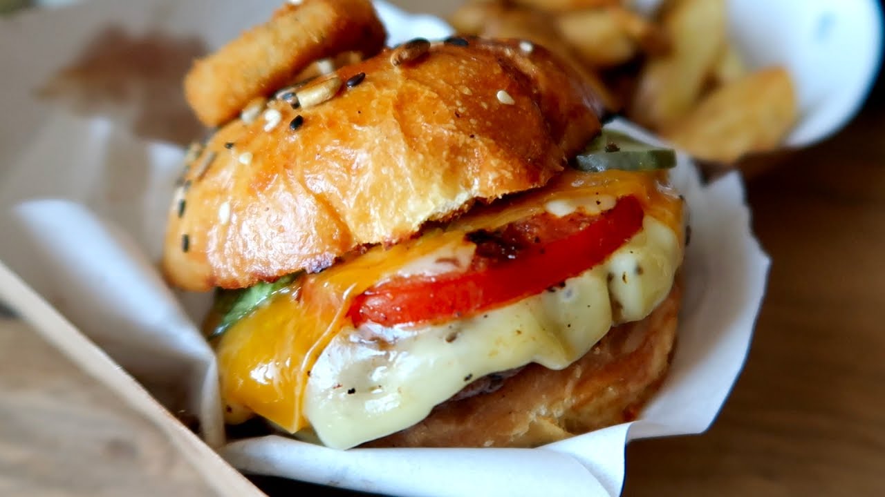 CEL MAI BUN BURGER DIN ORAS? (ORADEA)