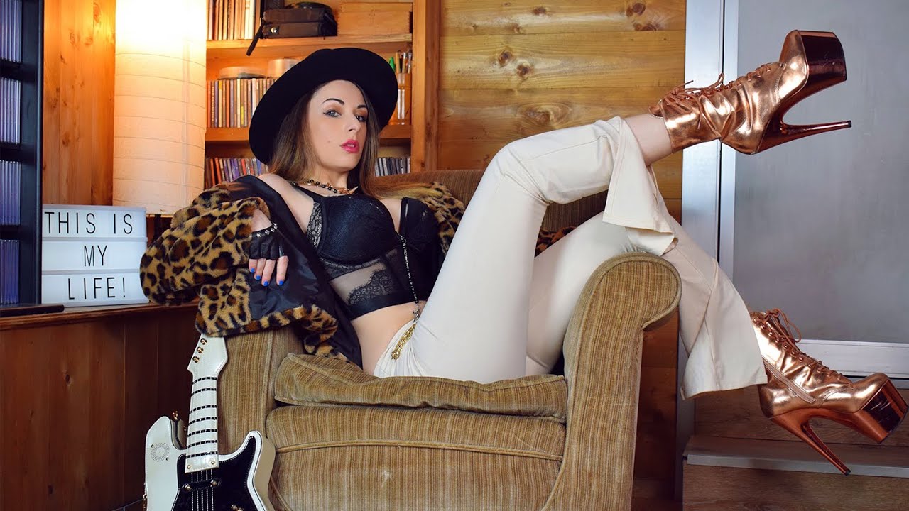 Giada Robin - This Is My Life (Official Music Video)