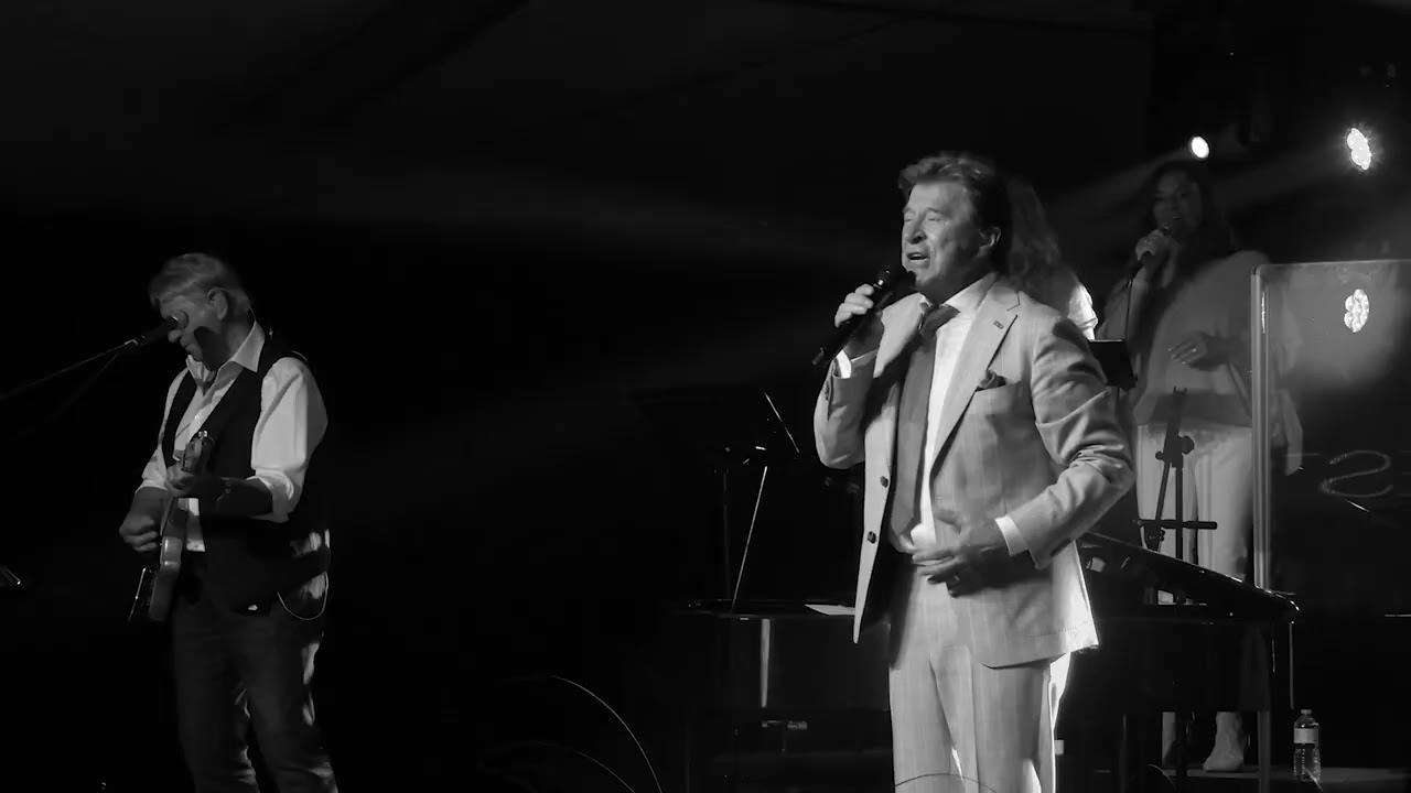 Jo Vally zingt Tura  Promoclip