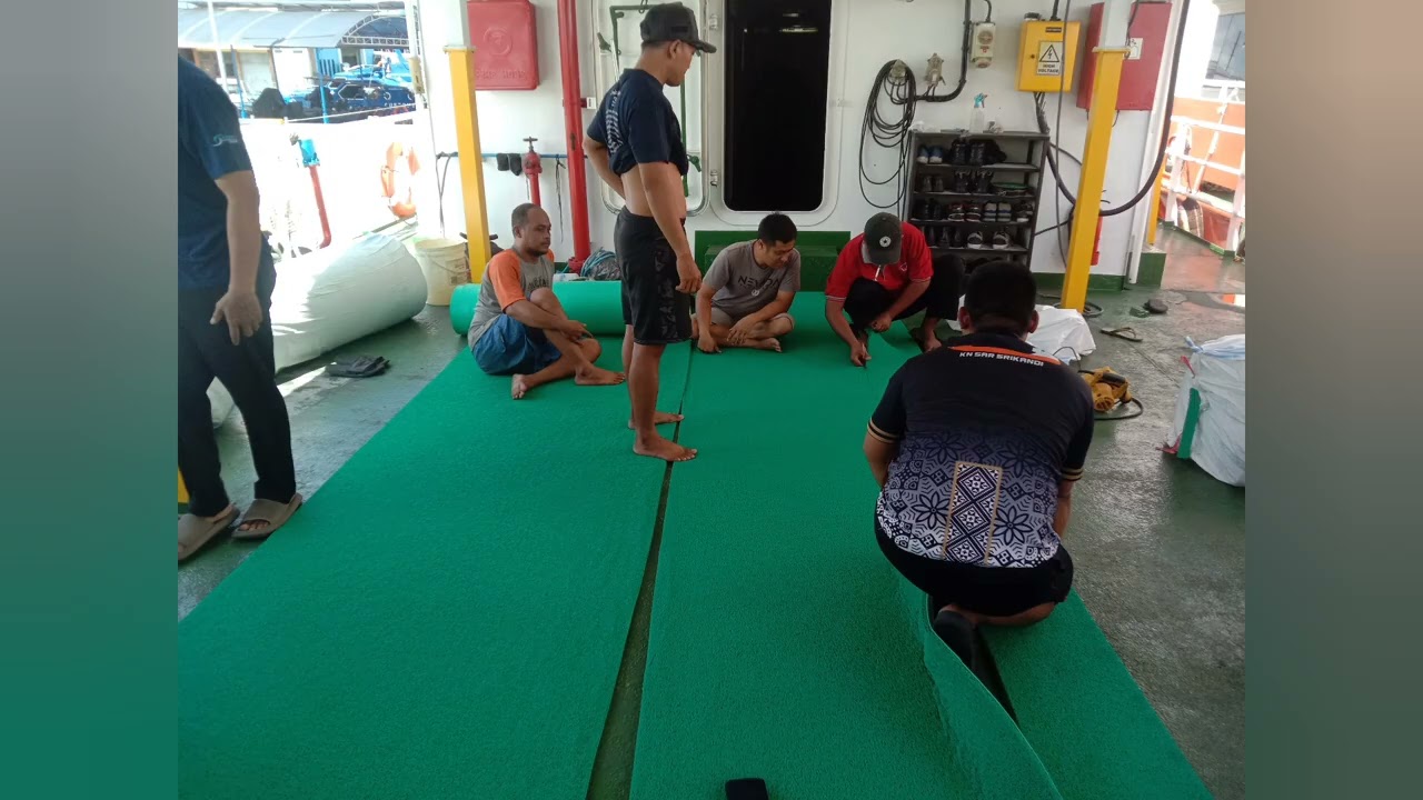Pemberian Karpet Kapal demi kenyamanan Every Guest #basarnas #viral #viralvideo #youtubeshorts