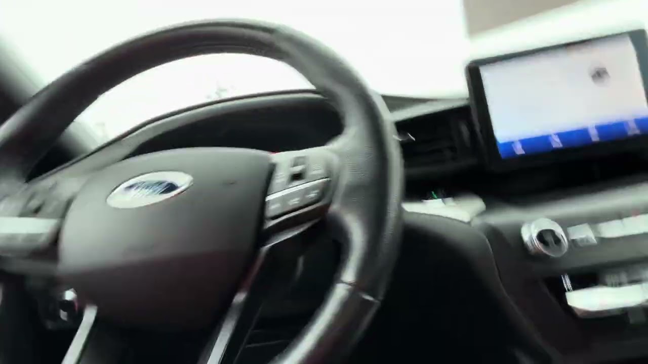 Ford Explorer XLT 2020 года