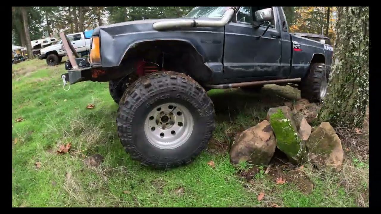 Hot Dirt Goes To Mountain Top Mud Bogs