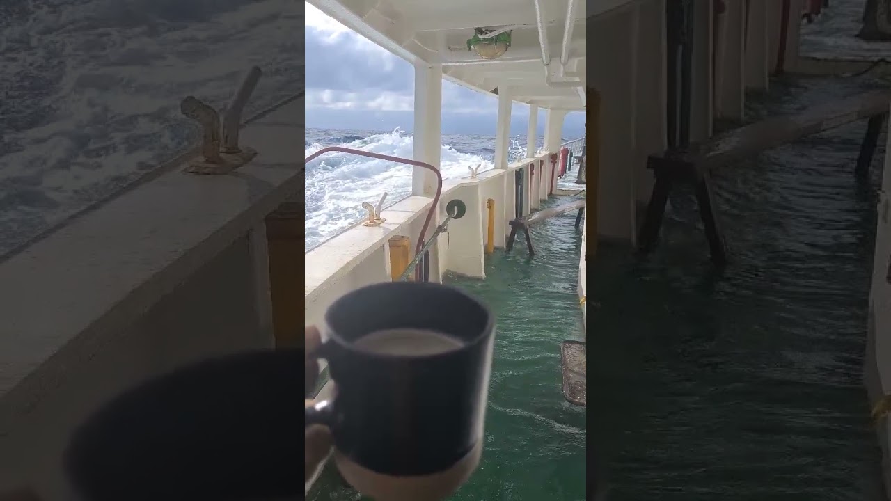 o barco afundando e n&oacute;s est&aacute; como#shorts