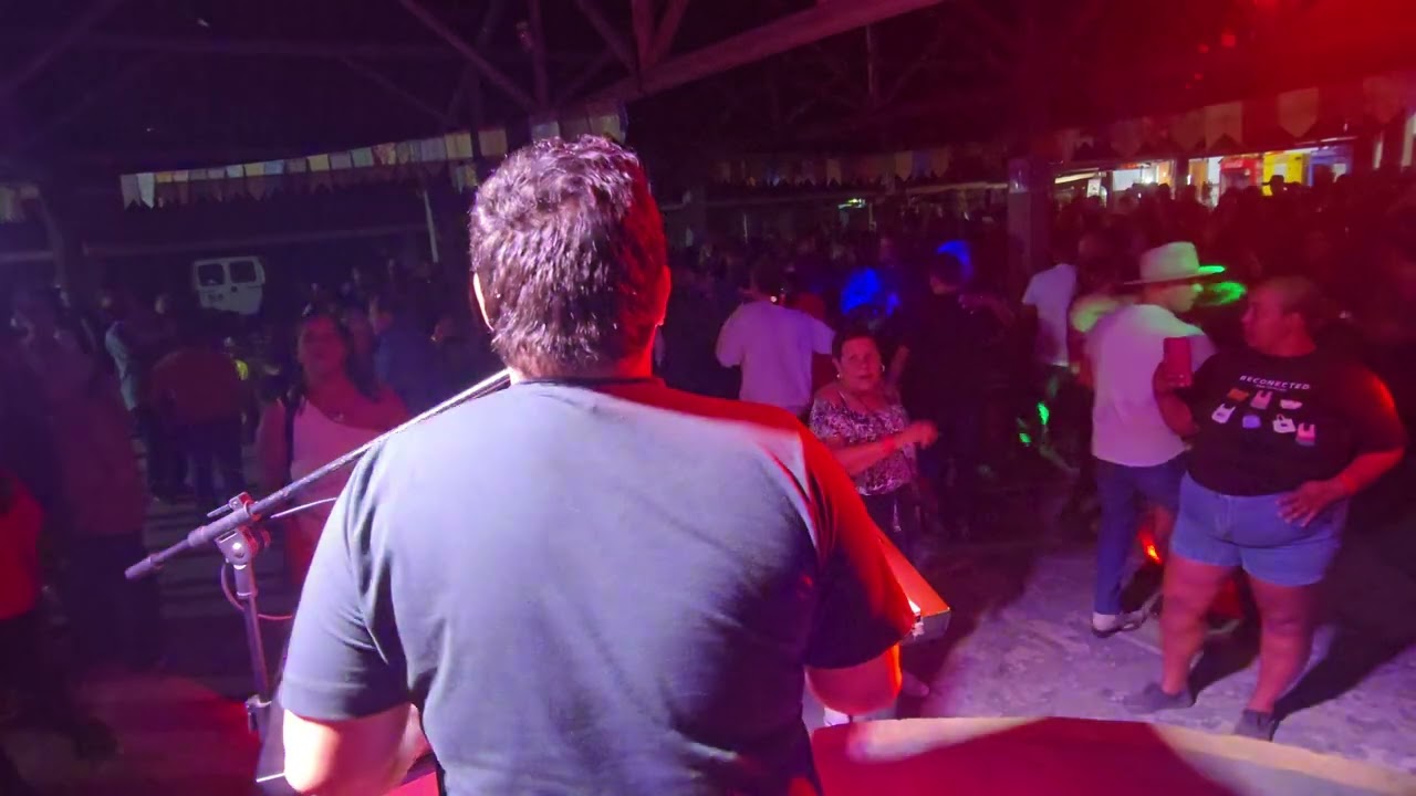 Forró andre Ribeiro  21 de junho de 2025 duas barras RJ