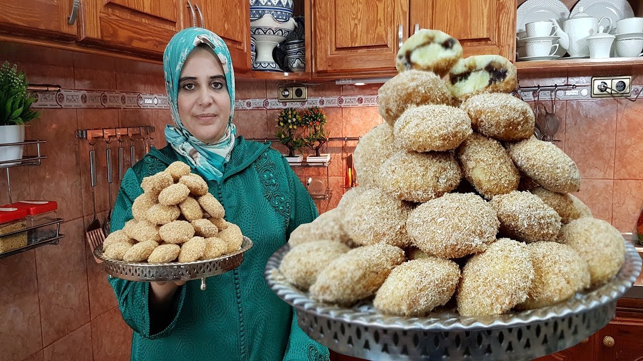 غريبة جديدة وحصرية لأول مرة على اليوتيوب بدون دقيق بحشوة تحفة ذوقي وحدة وتزيدي الثانية👌
