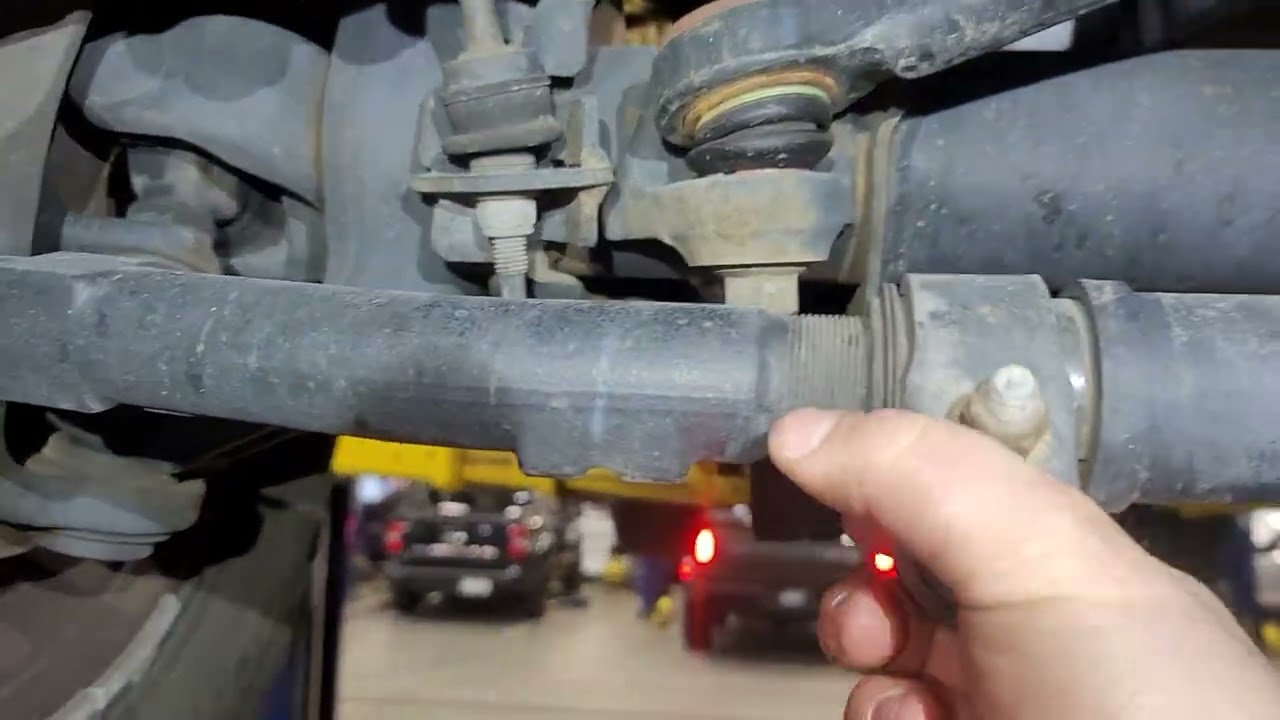 Ford f-350 and f-250 front end clunking look outs