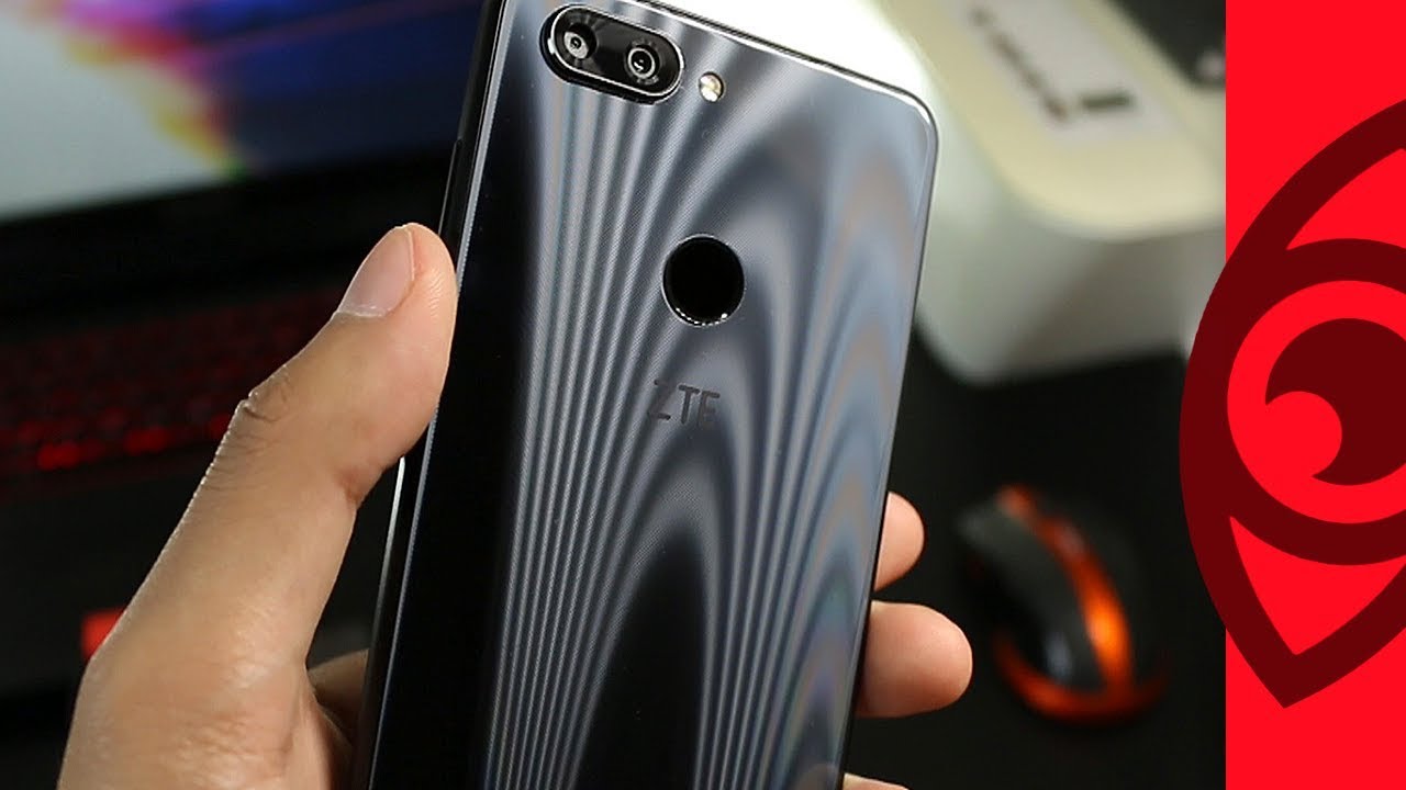 Este smartphone tiene reconocimiento facial y est&aacute; barato! | ZTE Blade V9 | El Vistazo