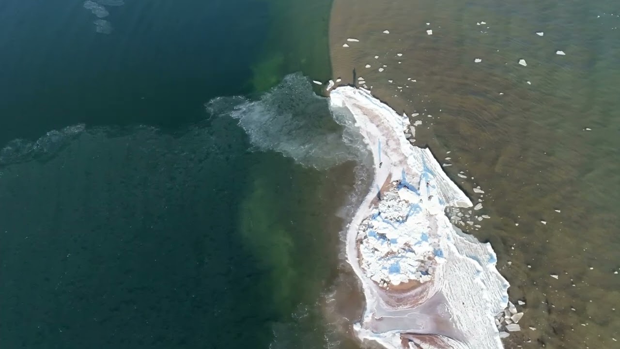 Zamarznięta Zatoka Pucka ❄️ Rewa z drona | Frozen Bay
