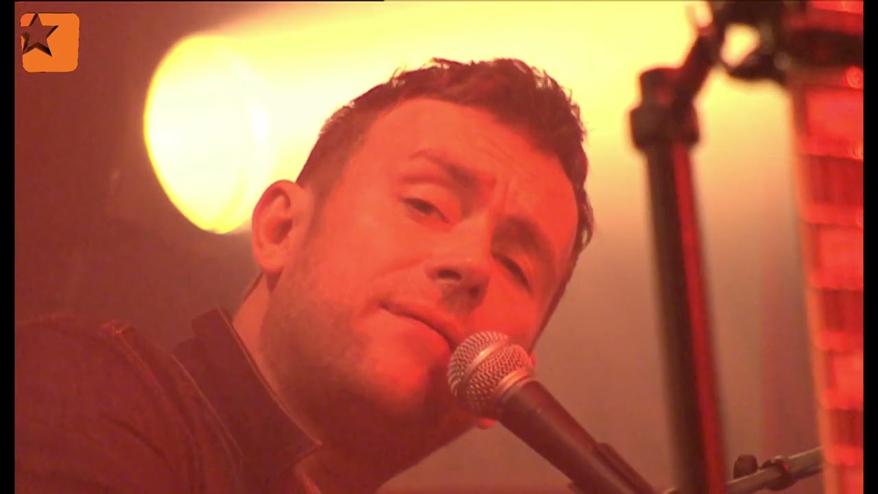 Damon Albarn/Flea/Tony Allen - Poison - Live Dock Des Suds Marseille
