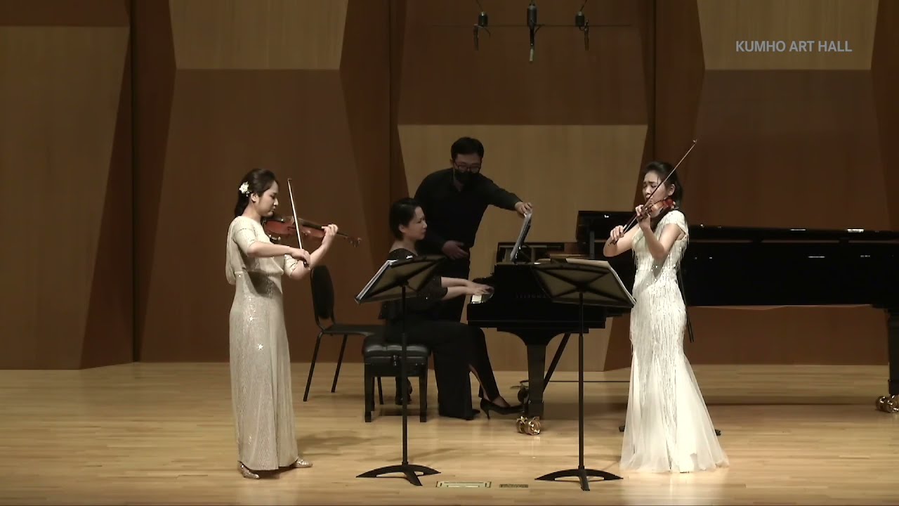 A. Piazzolla : Oblivion for Two Violins and Piano