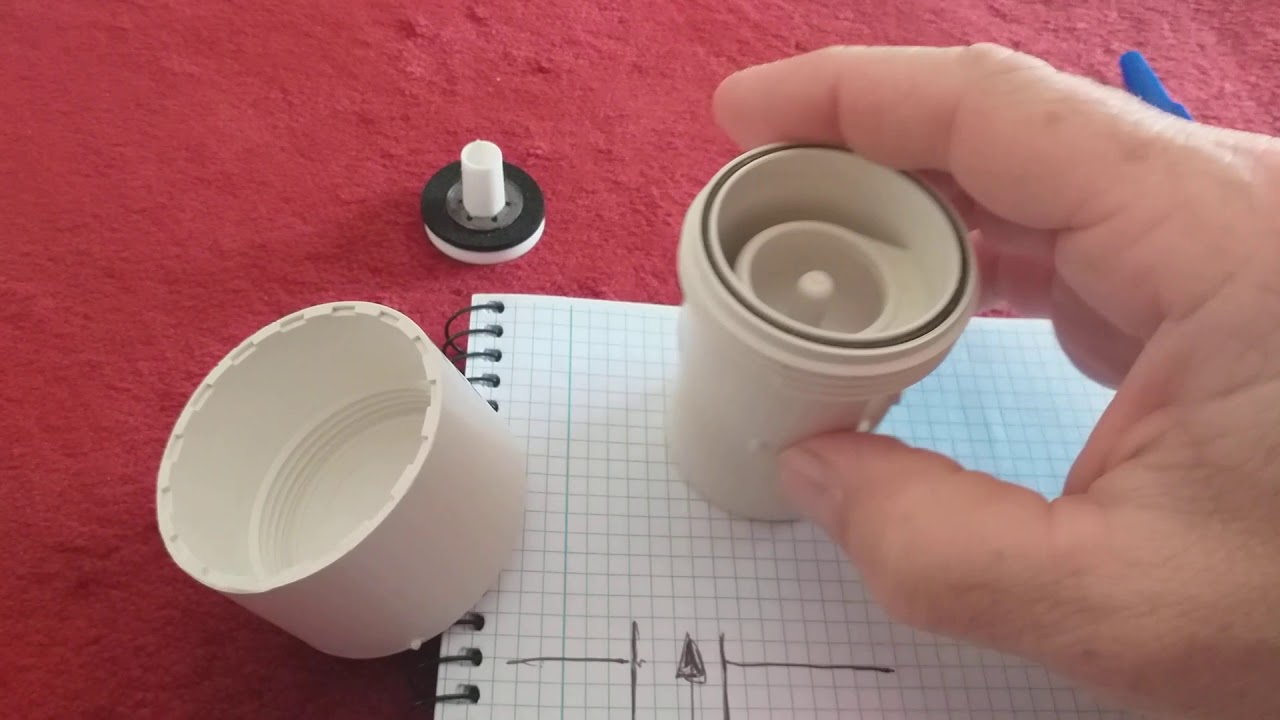 Válvula de ventilación para saneamiento.
