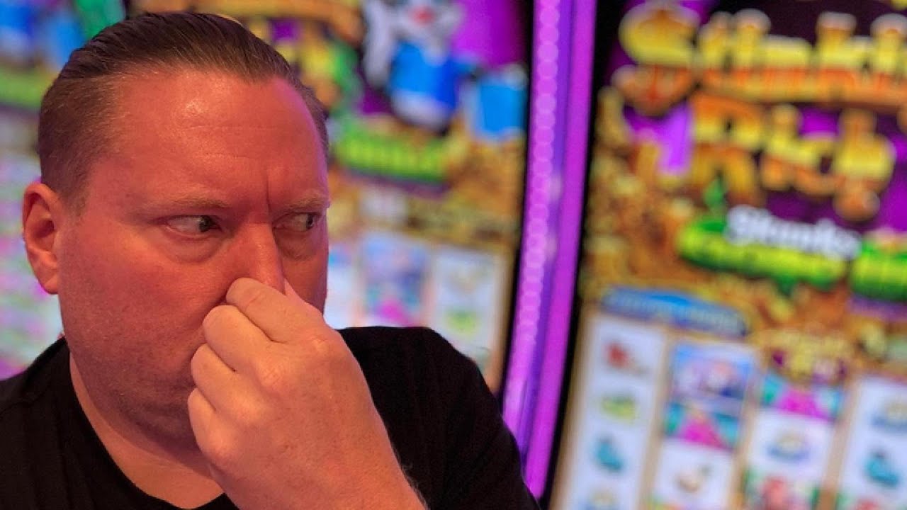 Can Our New Strategy Beat The Famous Stinkin' Rich Slot?