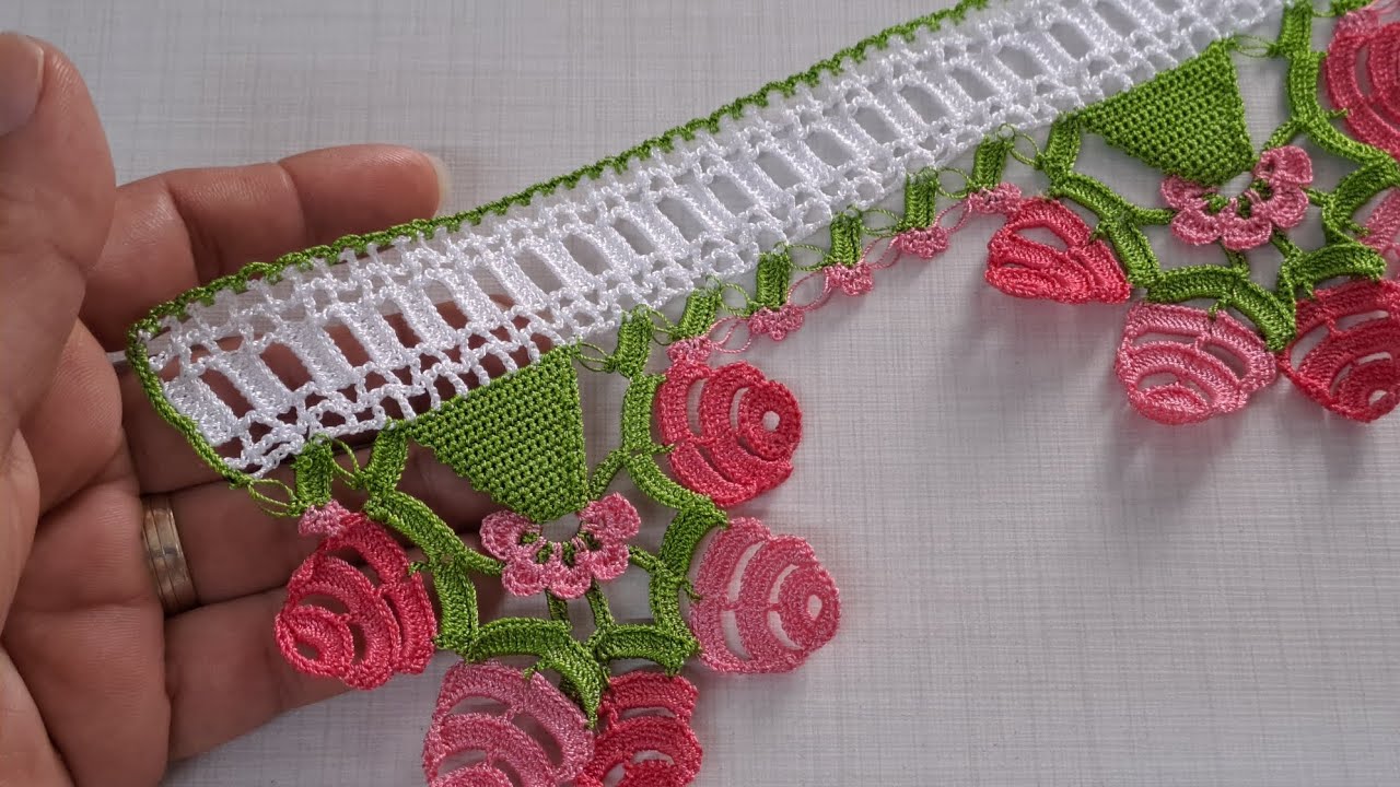 100. Güllü havlu kenarı modeli.
