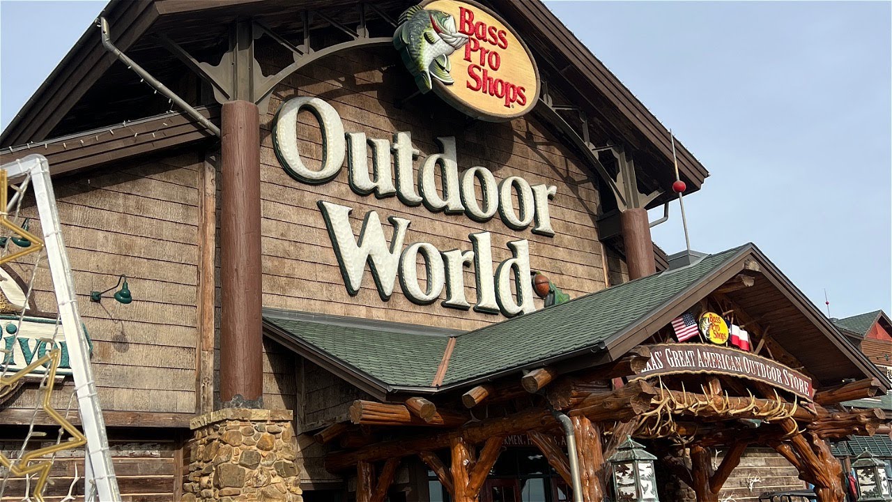 Amerika'da Türk Silah Fiyatları ve En Ünlü Avcılık Mağazası, Bass Pro Shops Mağazası, Austin, Teksas