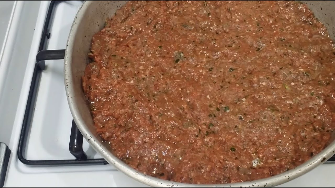 جربوا هذه الكفتة بالصينية مع البطاطا والباذنجان