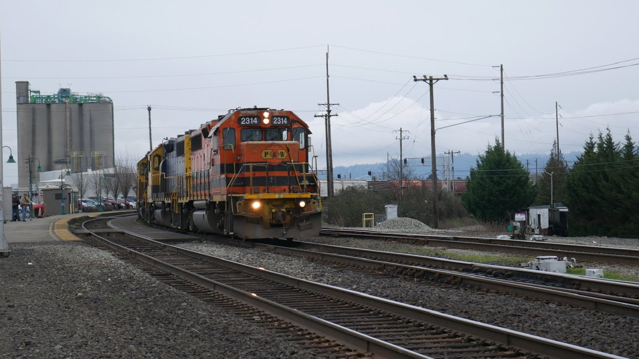 Portland and western 2314 664 in Vancouver Wa