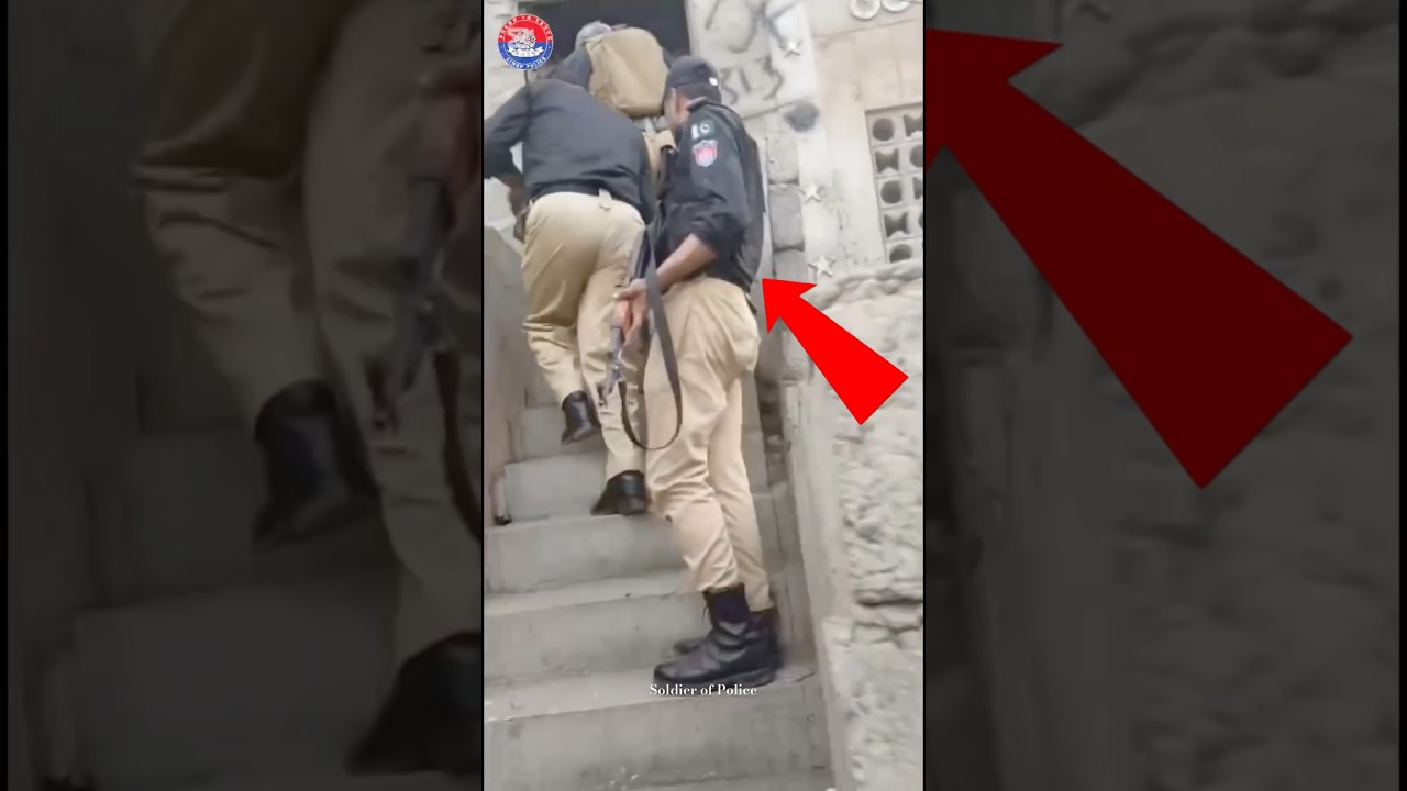 Police target 😳 #police #pakistan #karachi #shorts