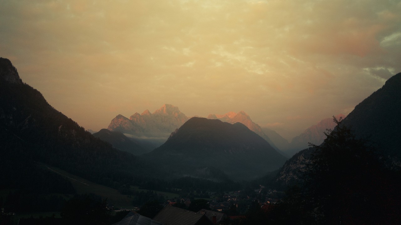 Postcard from Slovenija | Shot on Canon EOS R6 Mark II