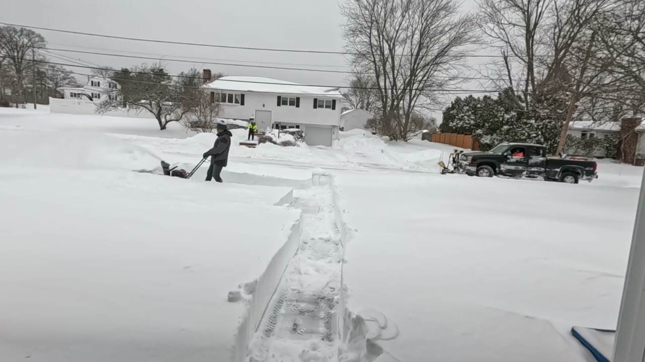 Boston MA USA - Snow storm Blizzard -   25 Jan 2026 - Snow cleaning 1
