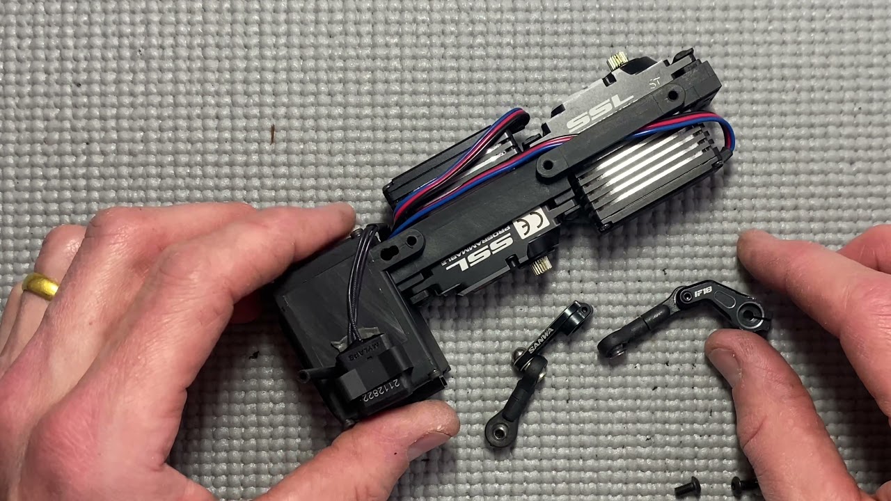INFINITY IF18-2 Radio tray assembly