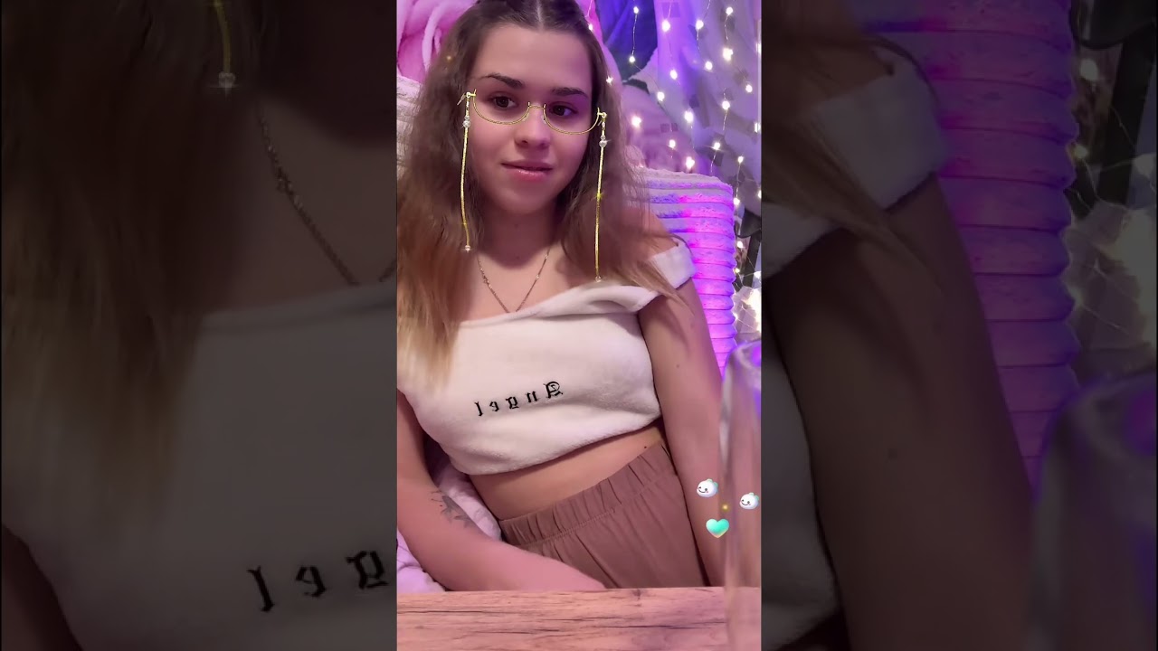 Zoey Periscope Live BIGO Broadcast 