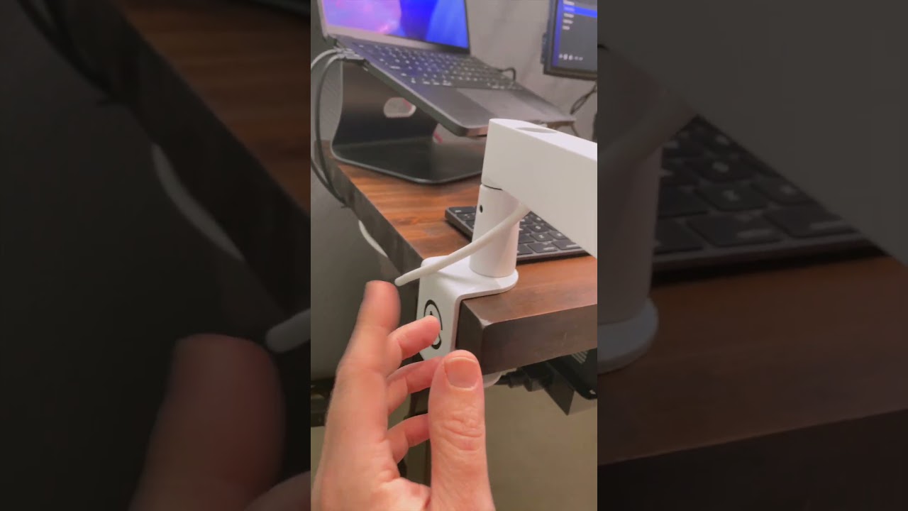 Low Profile Arm for the Shure SM7B!