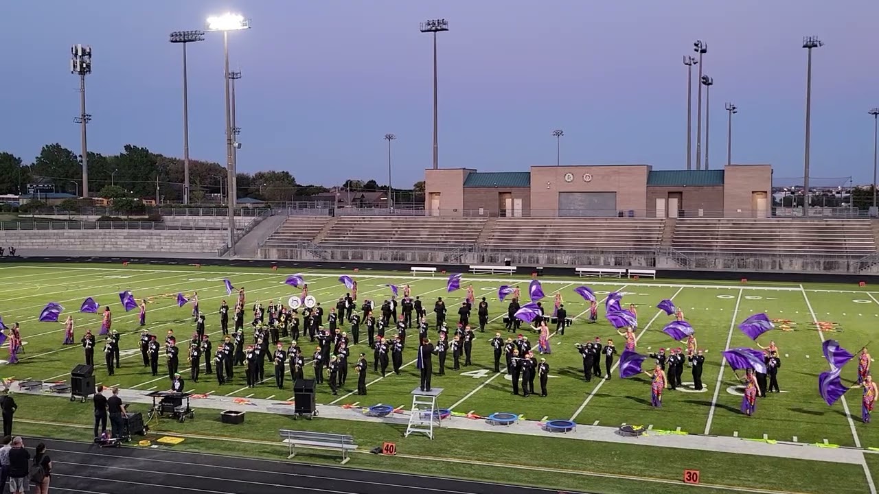 Blue Valley Northwest Howlin huskies marching band